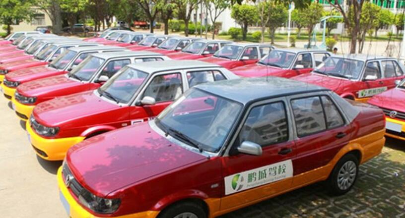 深圳鹏城驾校训练场